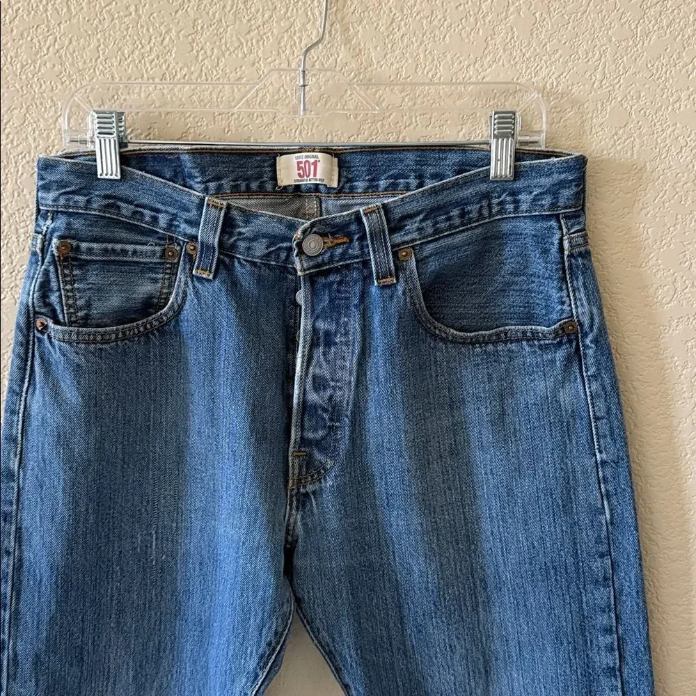 Levi's Men's 501 Original Fit Jeans Straight Leg Button Fly 100% Cotton
